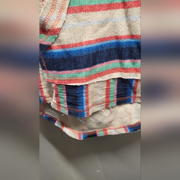 American Crown Multicolored Poncho Hoodie XL rugged with Georgia graphic - Picture 8 of 9